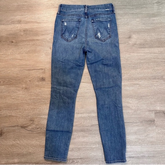 MOTHER Denim The Looker Crop in Graffiti Girl - Size 25 - Picture 6 of 11